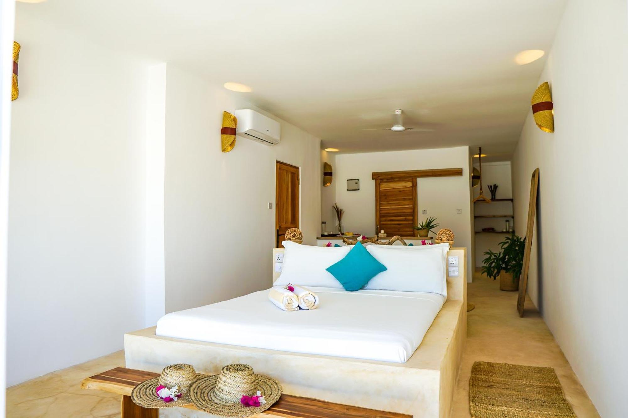 Aquamarina Hotel จัมเบียนี ภายนอก รูปภาพ