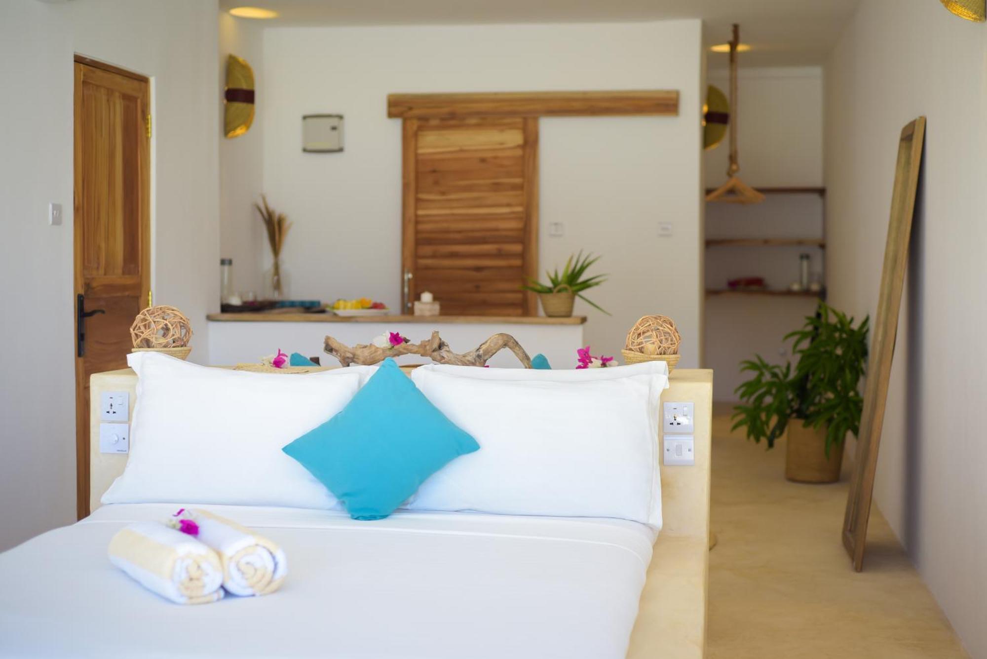 Aquamarina Hotel จัมเบียนี ภายนอก รูปภาพ